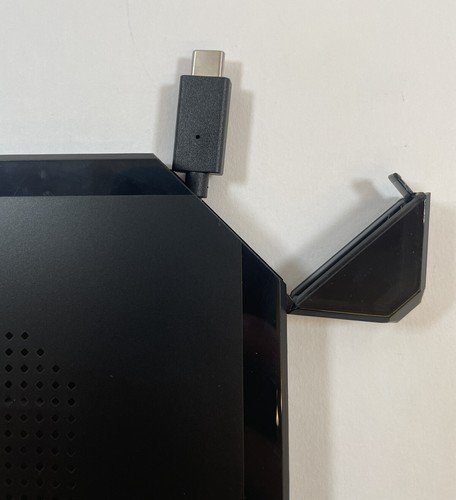 ASUS USB Type-C External DVD Drive Model ZenDrive V1M (SDRW-08V1M-U/BLK/G/AS//) - Picture 6 of 10